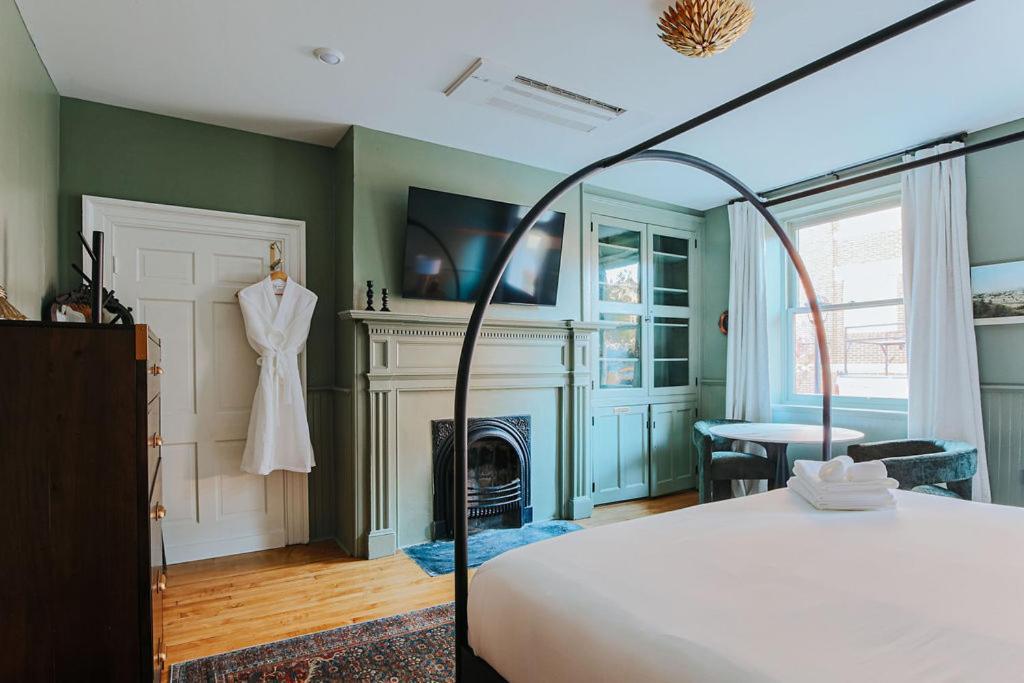 Hotel Barristers Row Staunton Habitación foto