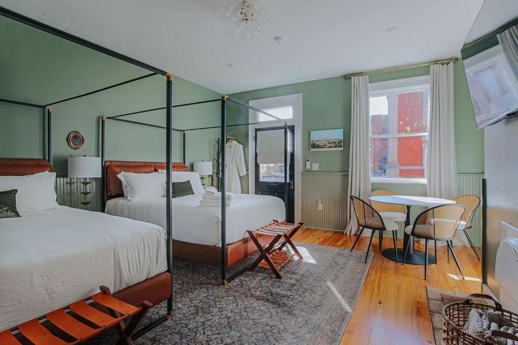 Hotel Barristers Row Staunton Habitación foto